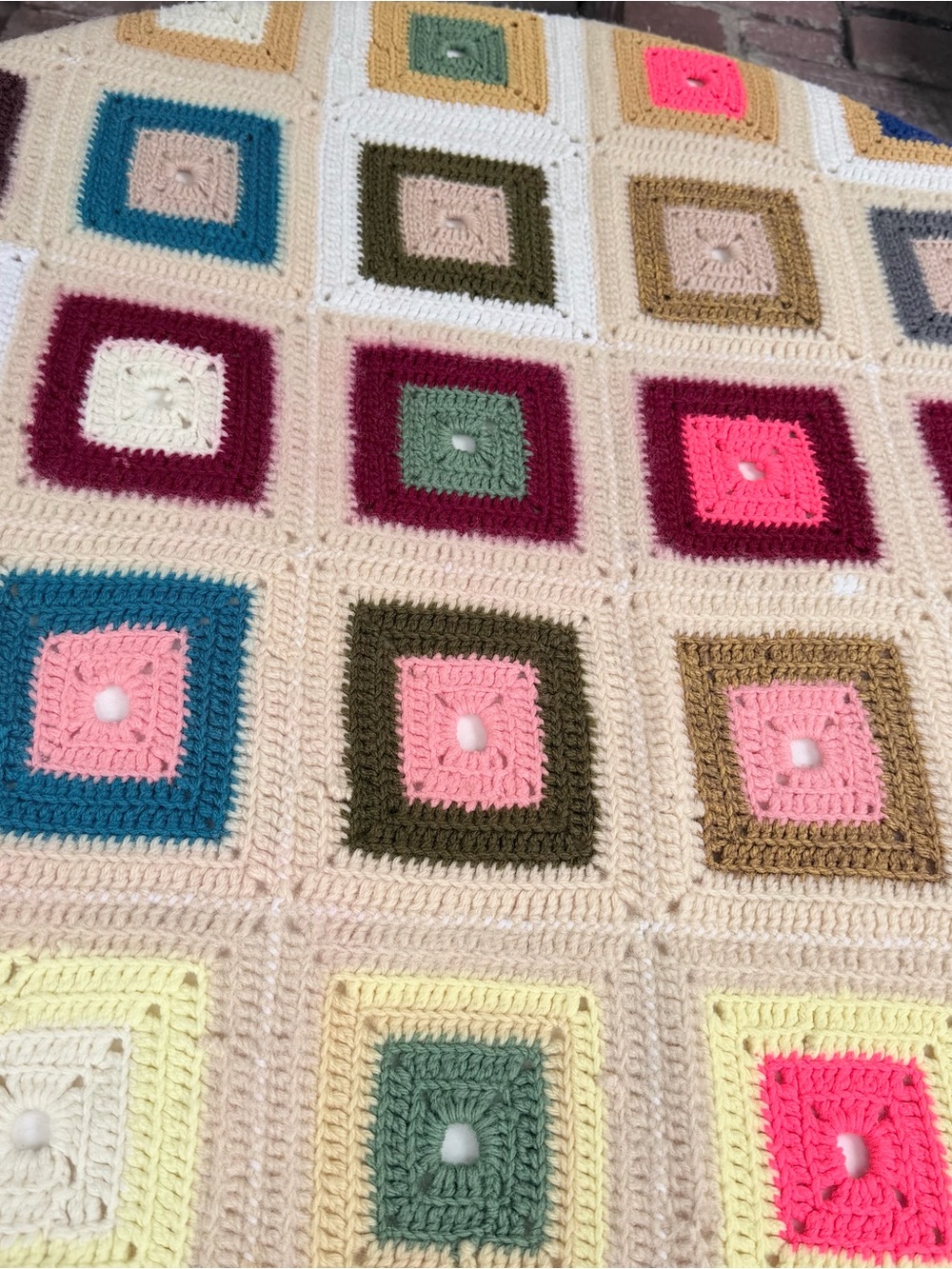 VINTAGE HANDMADE CROCHET GRANNY SQUARE AFGHAN THROW CABIN COTTAGECORE - Picture 5 of 7